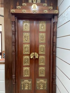 Model door